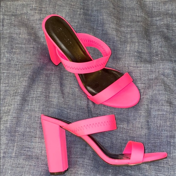 Shoes - Neon Pink Mule Heel Size 9 - NEVER WORN